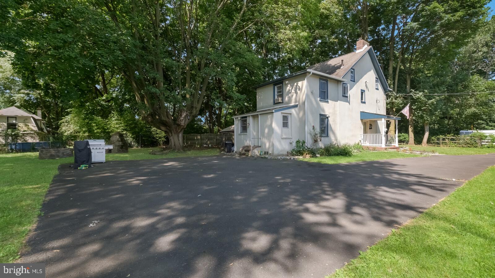 8117 Pine Road Philadelphia, PA 19111 - Photo 18 of 22 Gallery Image 18