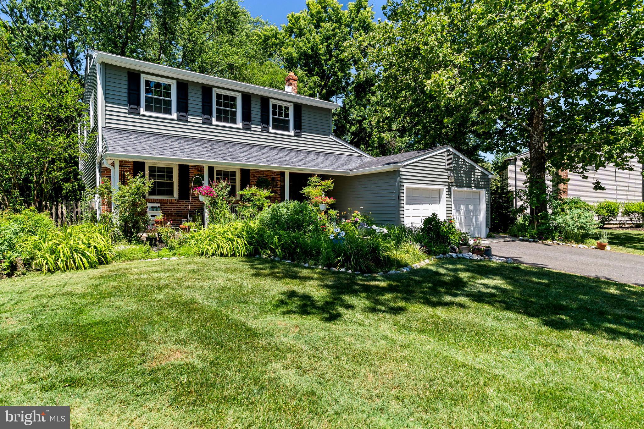1767 Larkspur Road Cherry Hill, NJ 08003 - Photo 3 of 43