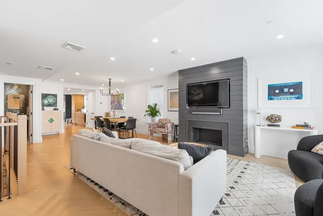 $11,200 | 69 Montgomery Street, Unit 1, Boston, MA 02116