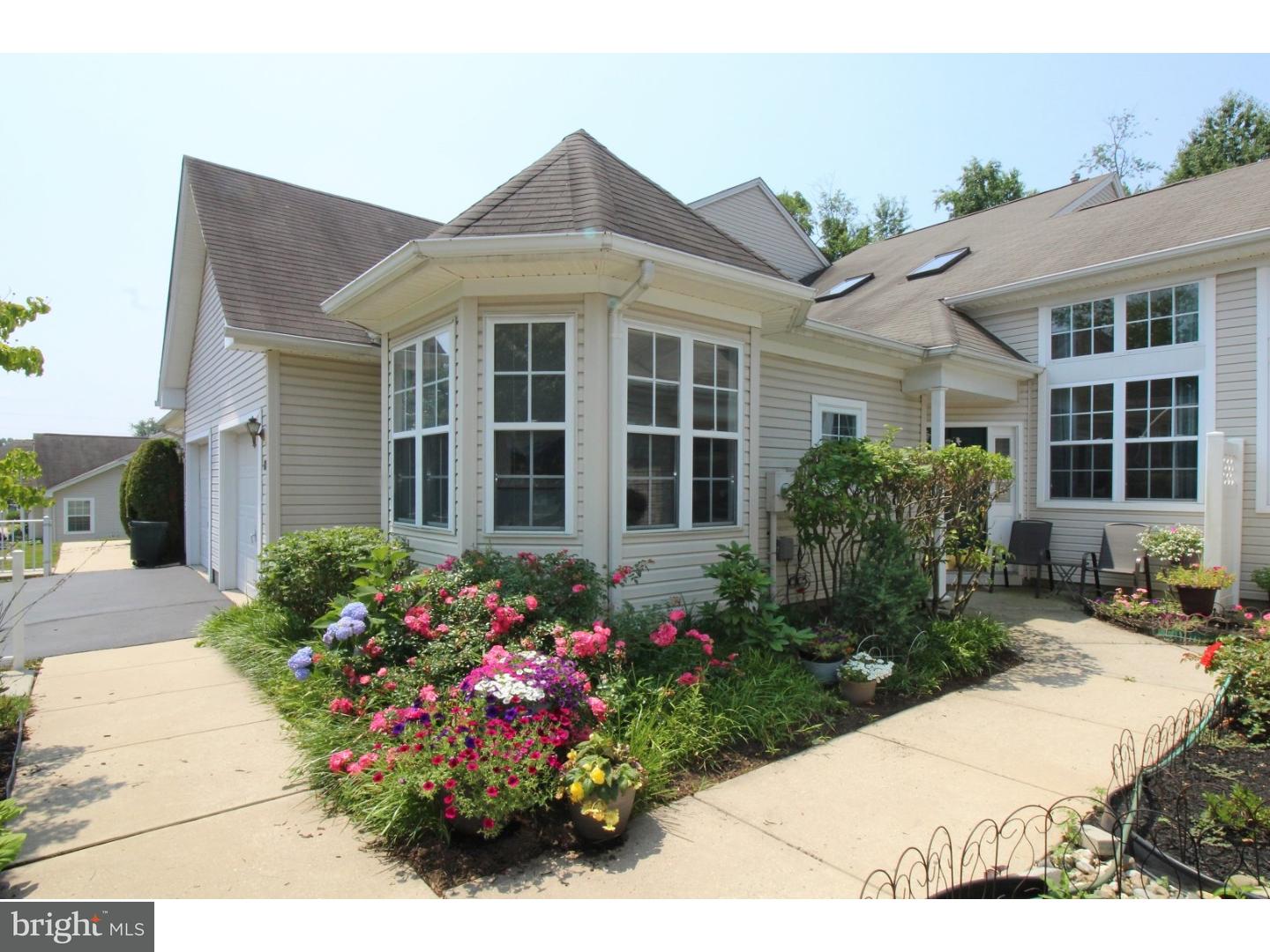 18 Fallview Court Hamilton, NJ 08690 - Photo 1 of 23 Gallery Image 1