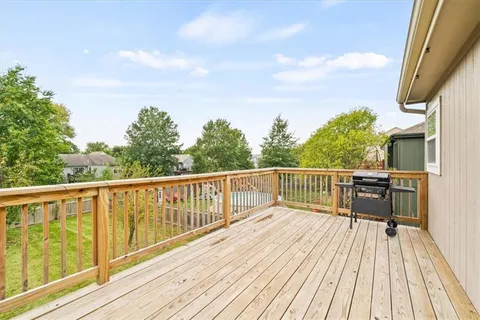 $349,990 | 20591 219th Terrace, Spring Hill, KS 66083