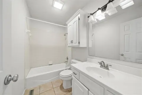 $349,990 | 20591 219th Terrace, Spring Hill, KS 66083