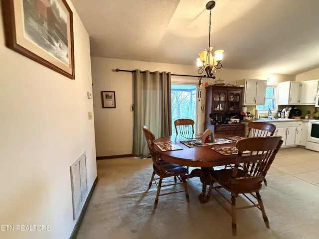 $275,000 | 312 Lakeview Drive, Crossville, TN 38558