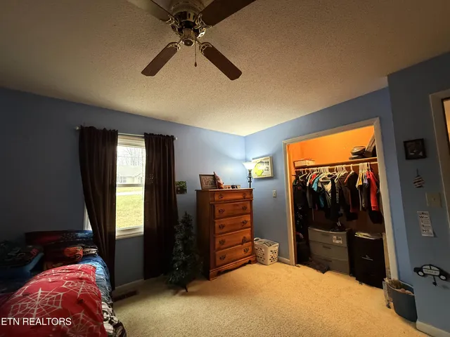 $275,000 | 312 Lakeview Drive, Crossville, TN 38558