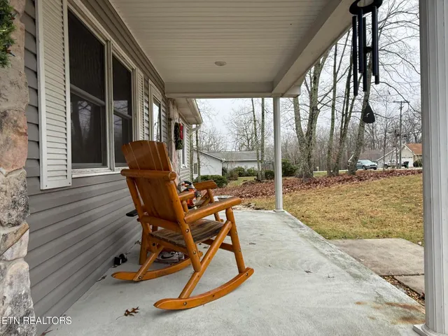 $275,000 | 312 Lakeview Drive, Crossville, TN 38558