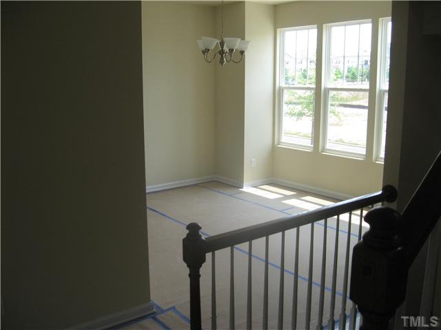 9122 Falkwood Road, Unit 180 Raleigh, NC 27617 - Photo 4 of 11 Gallery Image 4