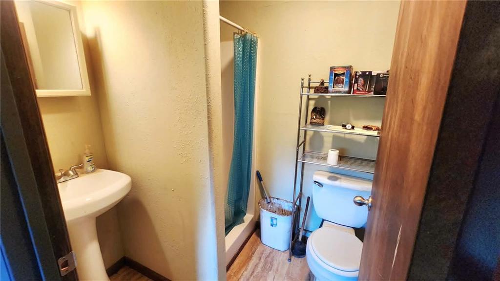 300 North Cayuga Street Frontenac, KS 66763 - Photo 8 of 12