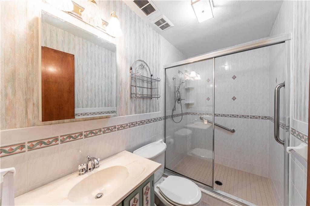 2401 Saunders Station Road Monroeville, PA 15146 - Photo 18 of 22 Gallery Image 18
