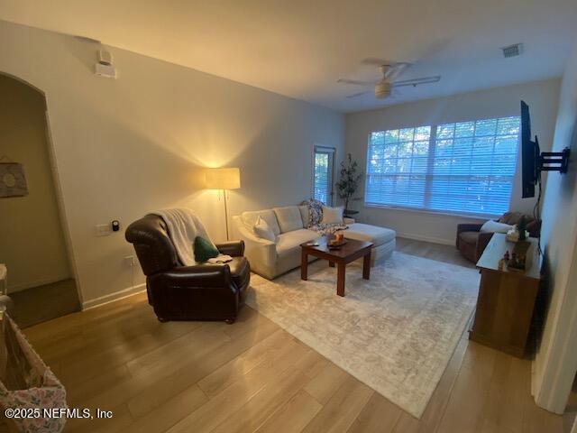 10550 Baymeadows Road, Unit 327 Jacksonville, FL 32256 - Photo 3 of 24 Living area
