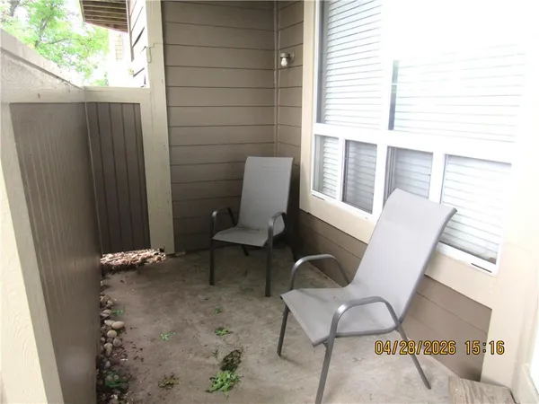 $140,000 | 11130 Nieman Road, Unit 101, Overland Park, KS 66210