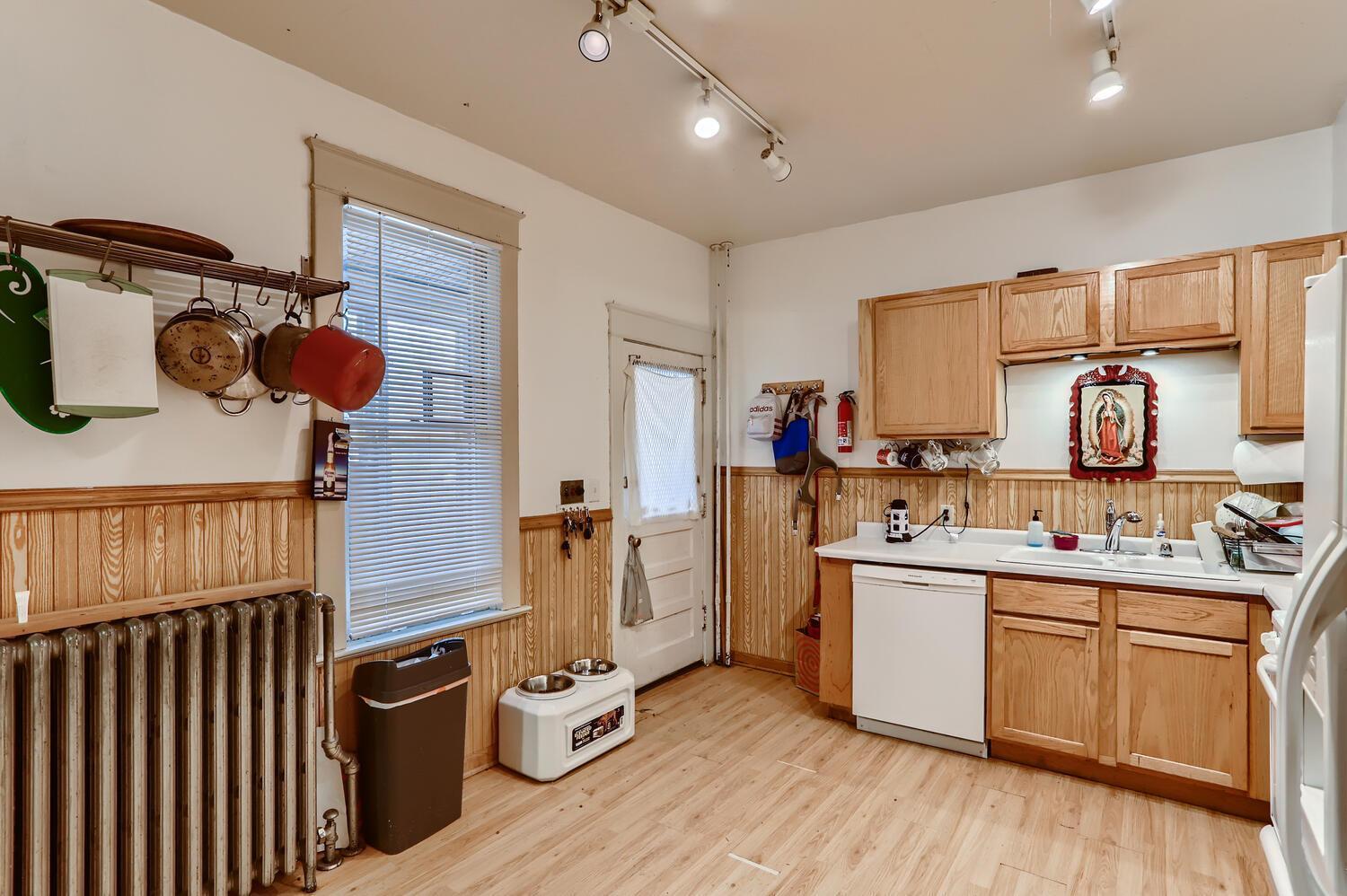 1263 Rice Street St. Paul, MN 55117 - Photo 7 of 30 Gallery Image 7