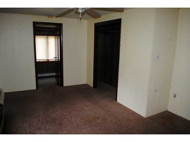 1294 Butler Road Springdale, PA 15144 - Photo 13 of 25 Bedroom. #2 Closet