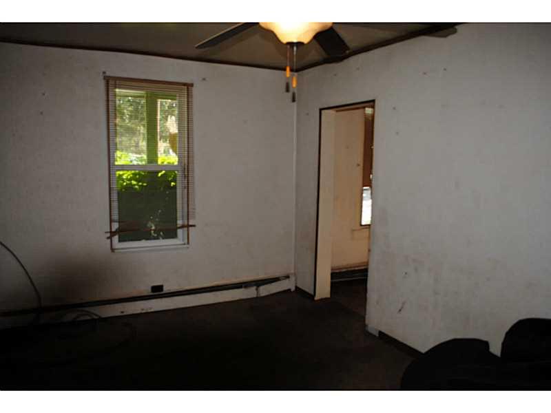 1294 Butler Road Springdale, PA 15144 - Photo 21 of 25 Living Room. Rear View