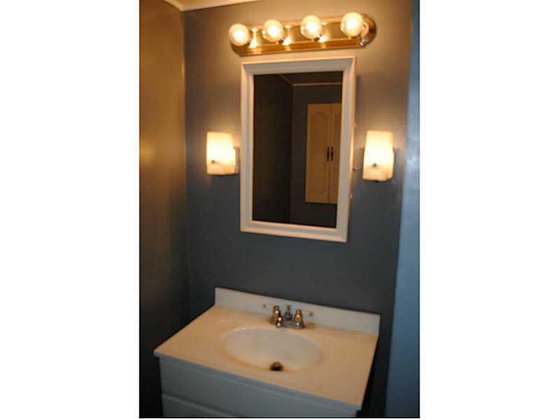 1294 Butler Road Springdale, PA 15144 - Photo 8 of 25 Full Bath. Vanity View
