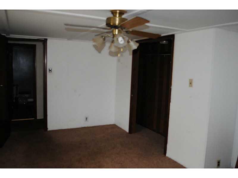 1294 Butler Road Springdale, PA 15144 - Photo 10 of 25 Master Bedroom.