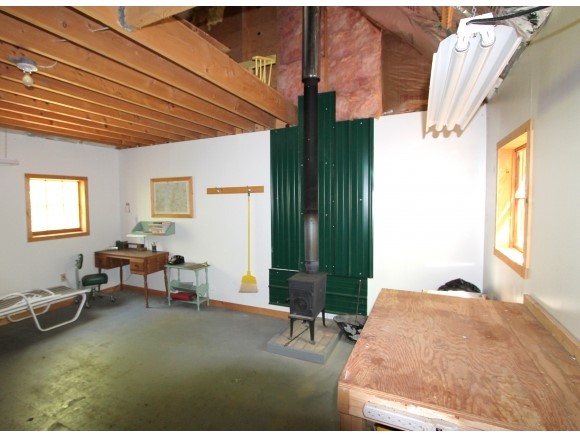 382 Gilcrist Road Stowe, VT 05672 - Photo 27 of 31