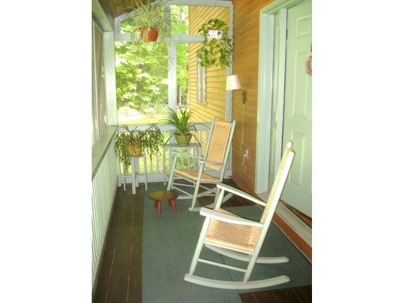382 Gilcrist Road Stowe, VT 05672 - Photo 5 of 31
