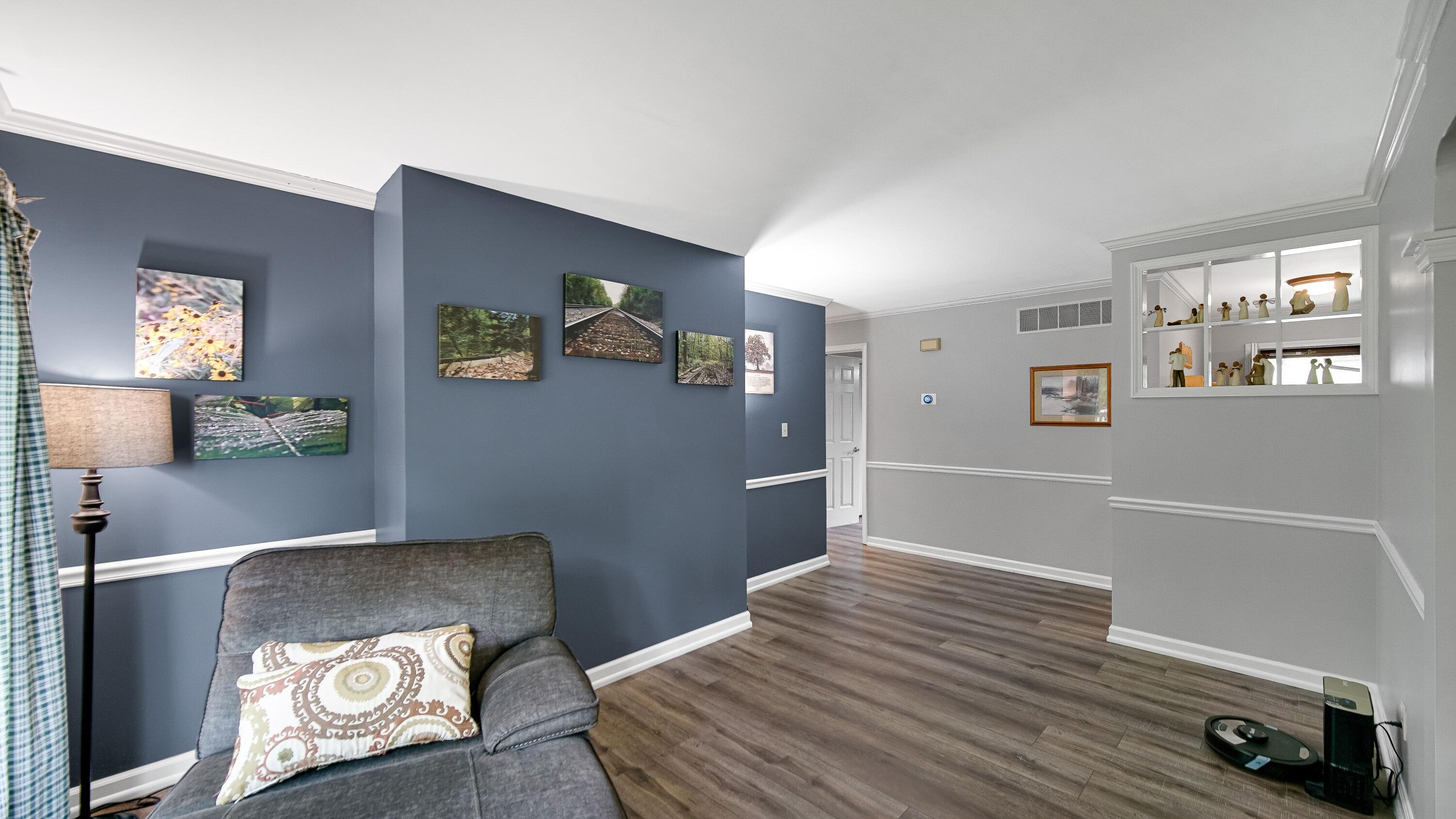 612 Rueth Drive Griffith, IN 46319 - Photo 13 of 29 3000x1688