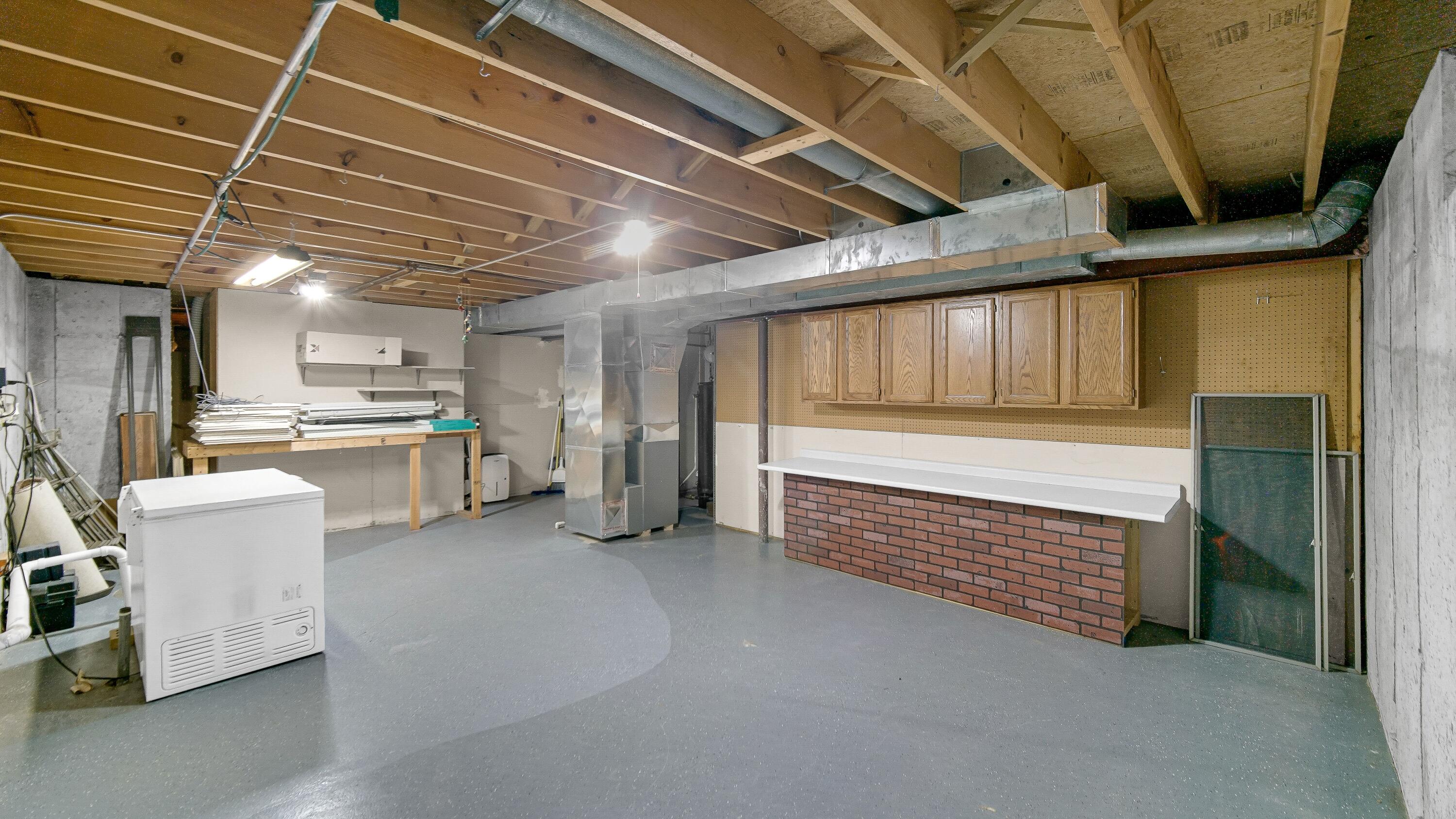 612 Rueth Drive Griffith, IN 46319 - Photo 25 of 29 3000x1688