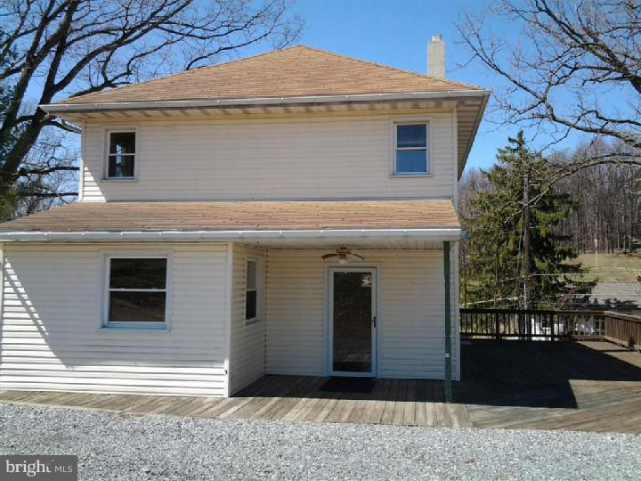 652 Grings Hill Road Reading, PA 19608 - Photo 2 of 21 Gallery Image 2