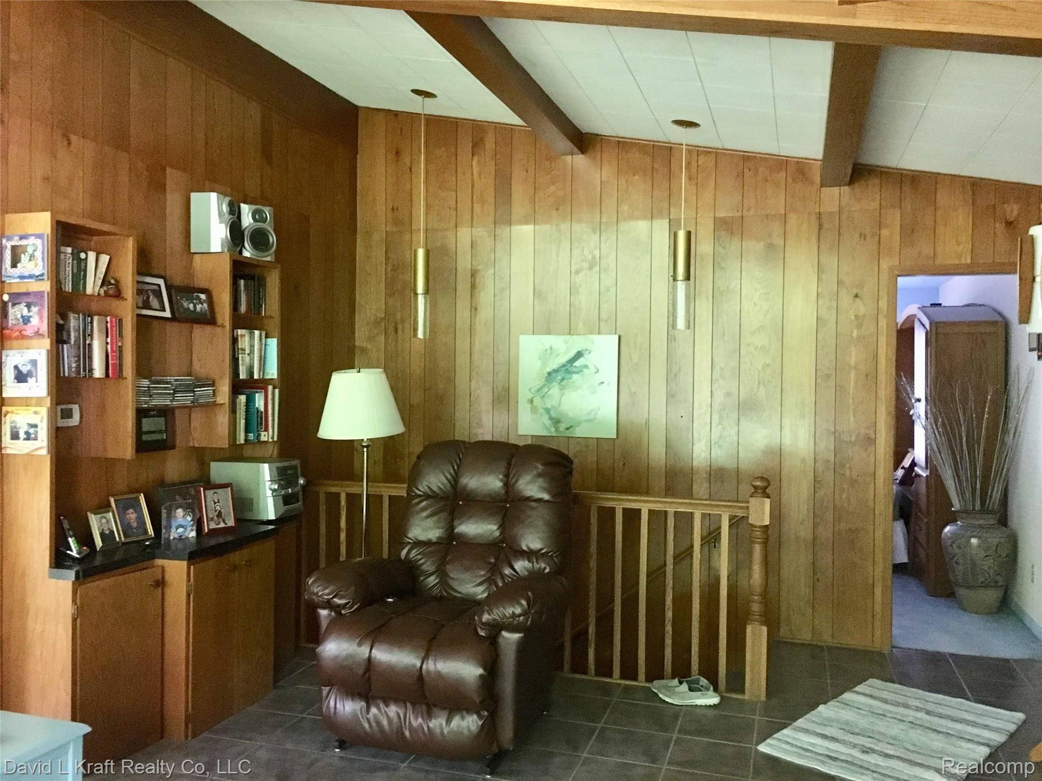 6268 West Kinde Road Caseville, MI 48725 - Photo 8 of 40 6268wKindeLR4.jpg