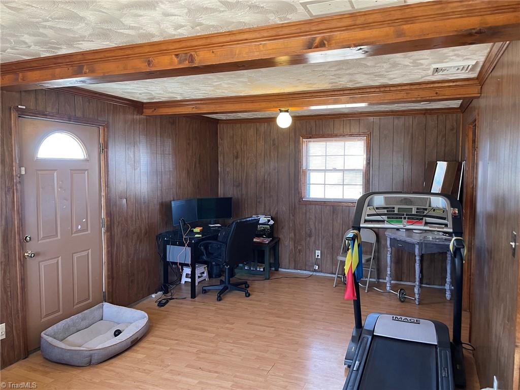 105 Dewsberry Road King, NC 27021 - Photo 12 of 19 Gallery Image 12