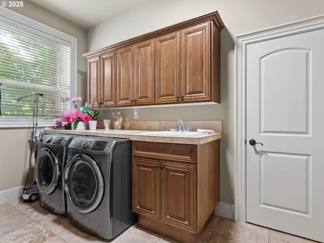 $1,175,000 | 1107 Northeast 147th Avenue, Vancouver, WA 98684