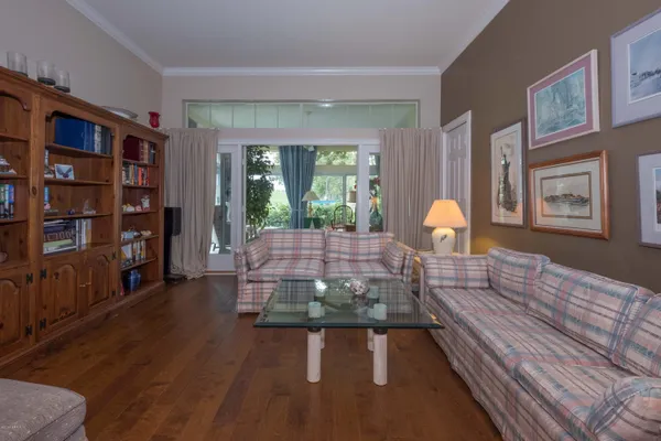 $4,500 | 3770 Hunt Club Road North, Jacksonville, FL 32224