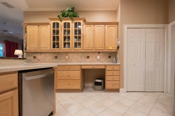 $4,500 | 3770 Hunt Club Road North, Jacksonville, FL 32224