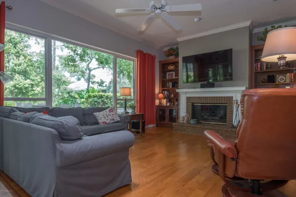 $4,500 | 3770 Hunt Club Road North, Jacksonville, FL 32224