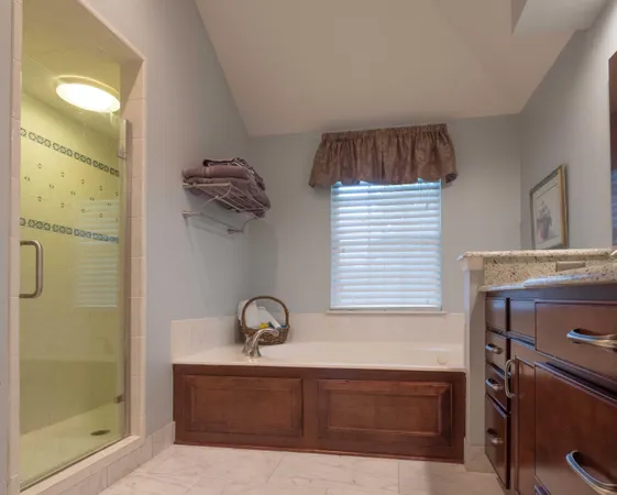 $4,500 | 3770 Hunt Club Road North, Jacksonville, FL 32224