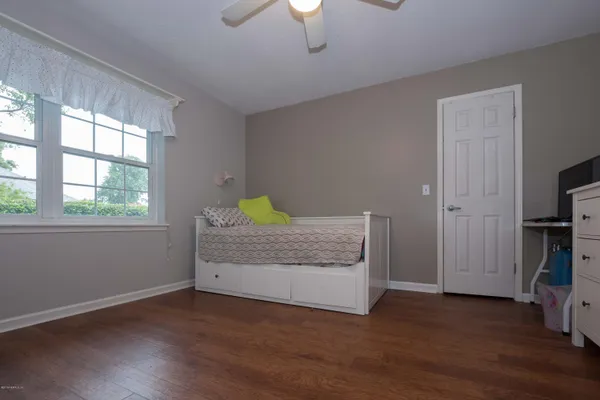 $4,500 | 3770 Hunt Club Road North, Jacksonville, FL 32224