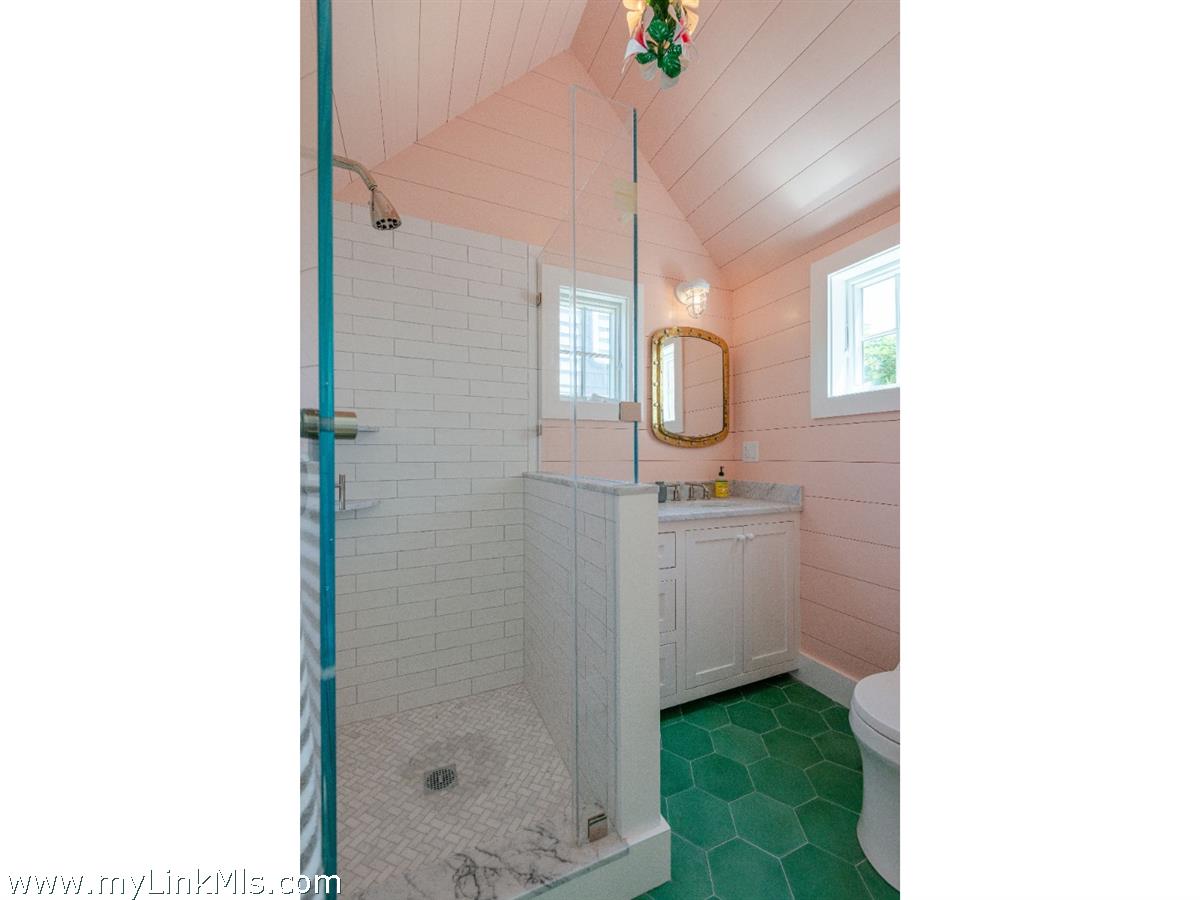 25 Bank Street Nantucket, MA 02554 - Photo 9 of 14