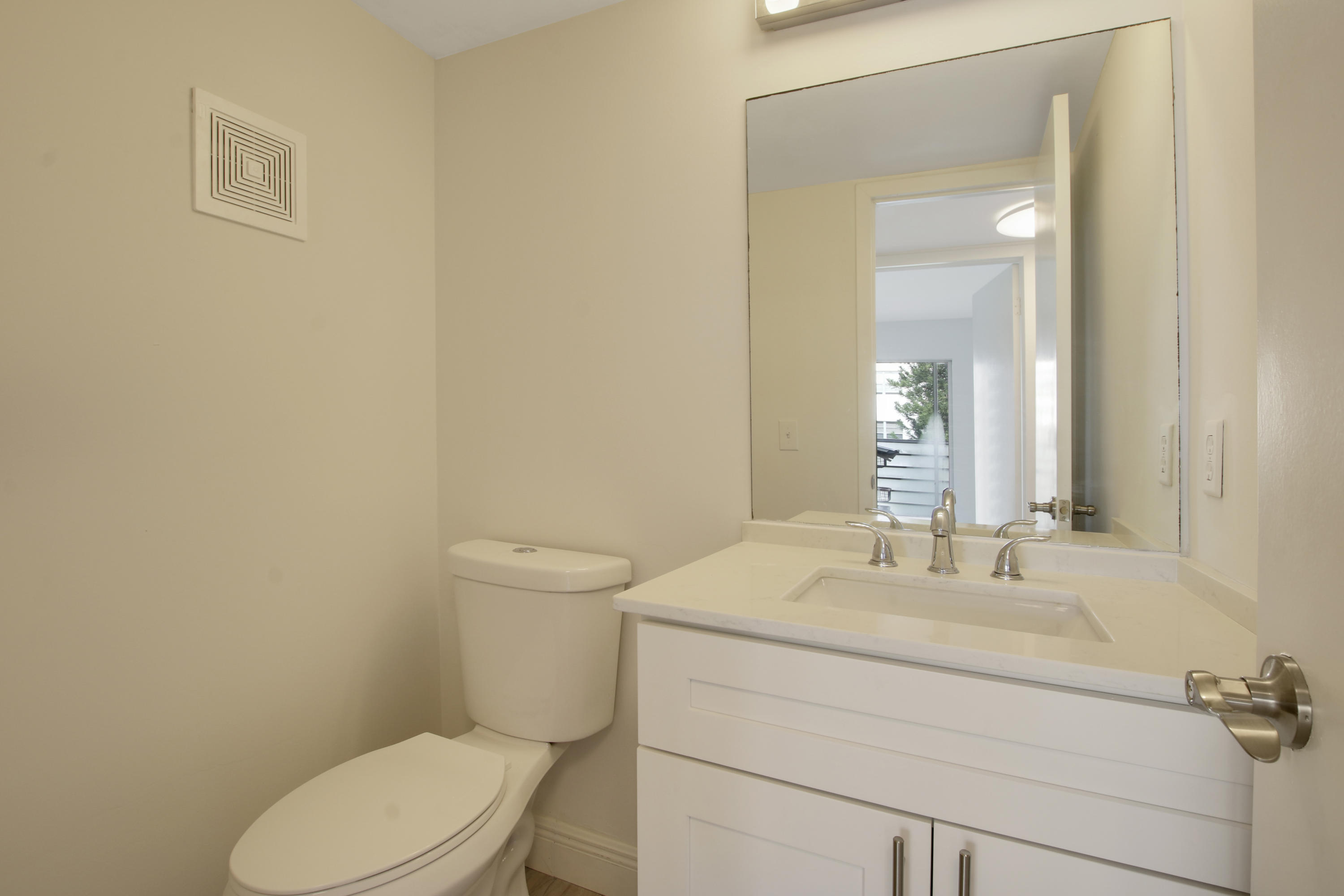 445 Mansfield K, Unit 445 Boca Raton, FL 33434 - Photo 12 of 20 House-31