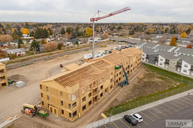 $275,000 | 796 East Sunnyside Road, Unit 103, Idaho Falls, ID 83404