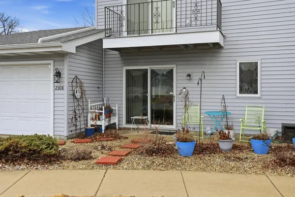 $219,900 | 2308 Barbara Jean Drive, Schererville, IN 46375