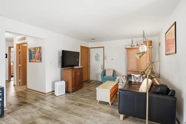 $219,900 | 2308 Barbara Jean Drive, Schererville, IN 46375