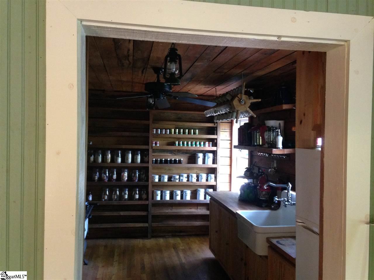 578 Red Hawk Road Gray Court, SC 29645 - Photo 6 of 21 Gallery Image 6