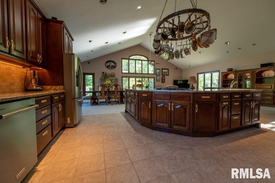 19132 Powerline Road Grafton, IL 62037 - Photo 36 of 99