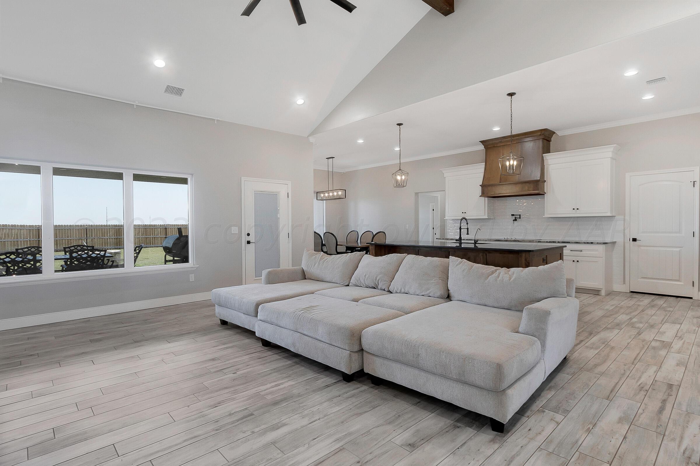 451 Snow Quail Road Canyon, TX 79015 - Photo 9 of 29 008_Living Room 3