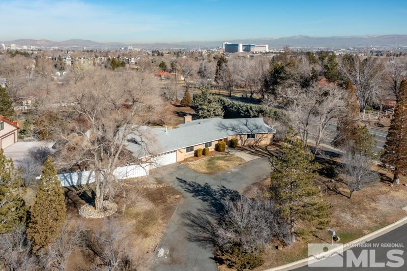 1860 Wendy Way Reno, NV 89509 - Photo 32 of 36 a view of outdoor space and city view
