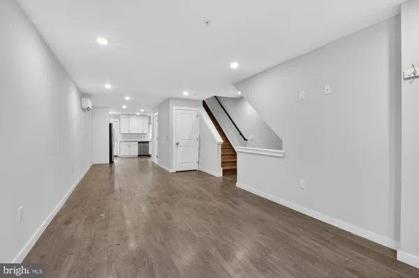 $2,350 | 1447 North 8th Street, Unit 1, Philadelphia, PA 19122