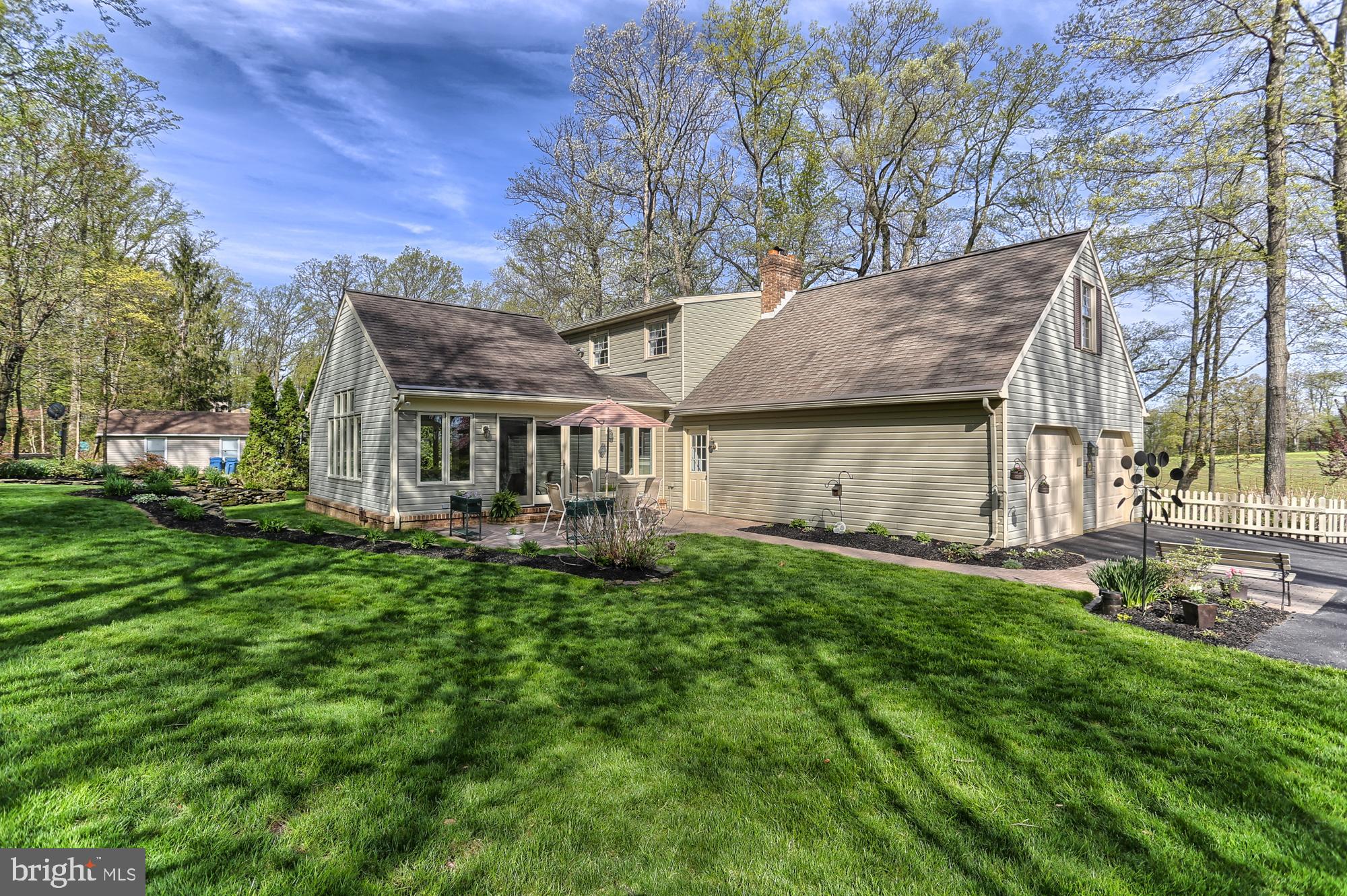 5272 Waltersdorff Road Spring Grove, PA 17362 - Photo 3 of 45