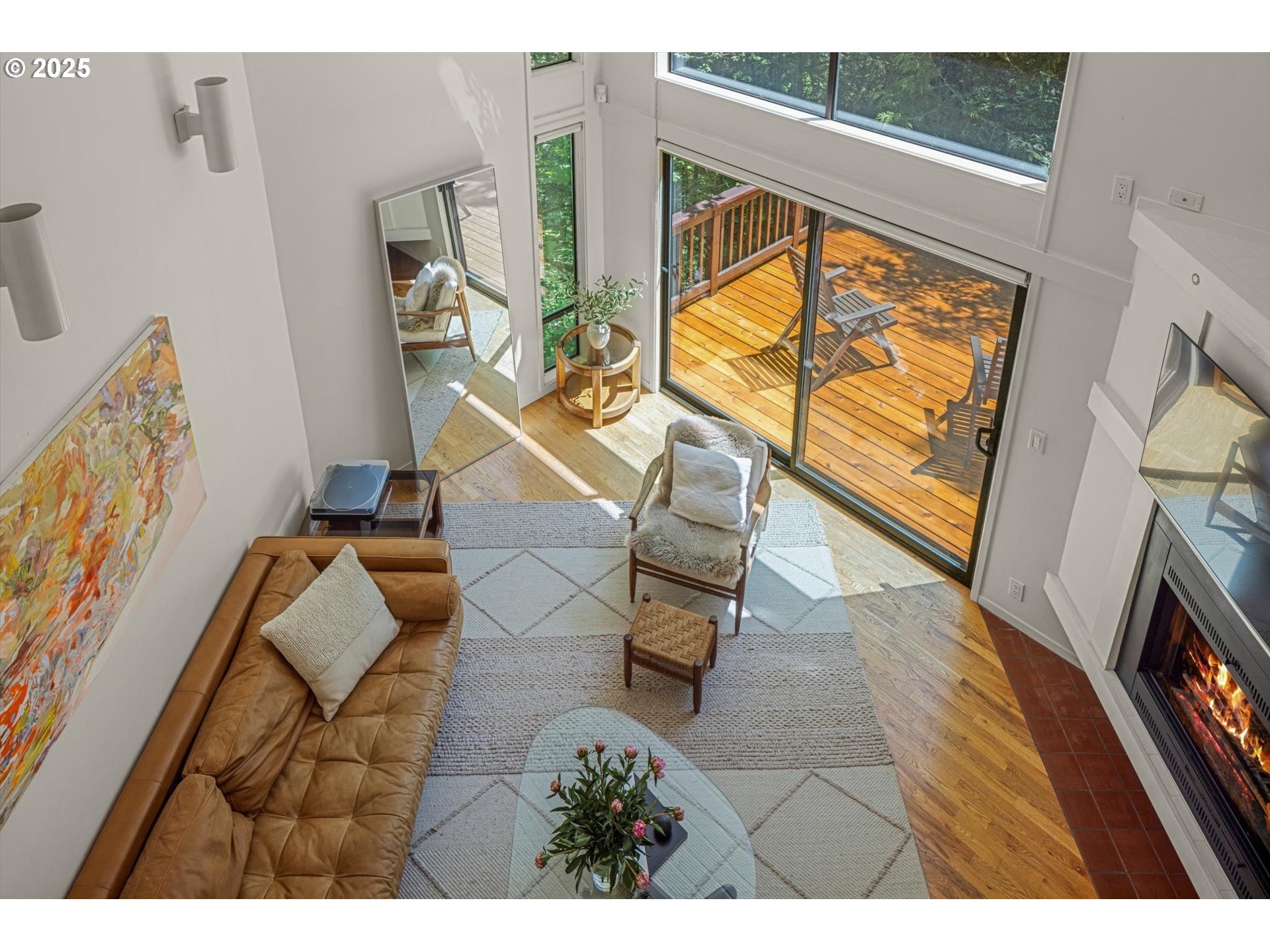 2938 Southwest Fairmount Boulevard Portland, OR 97239 - Photo 7 of 39 Living Room