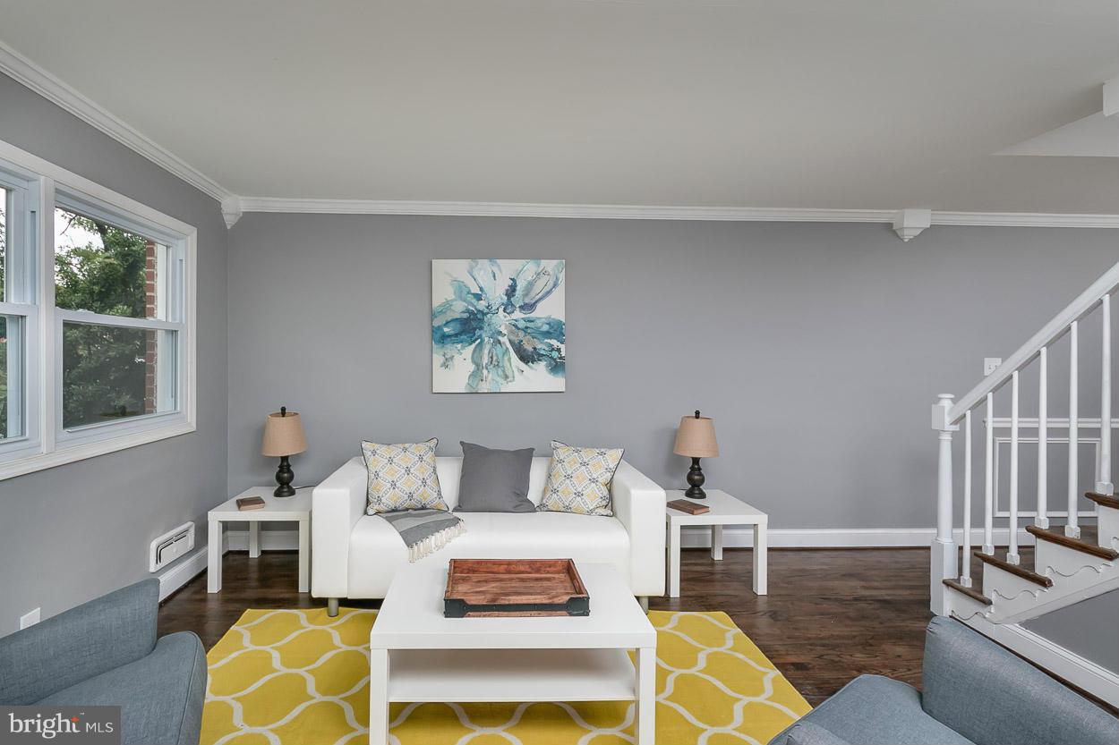 1503 Clairidge Road Baltimore, MD 21207 - Photo 12 of 30 Living Room