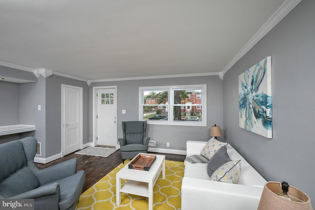 1503 Clairidge Road Baltimore, MD 21207 - Photo 13 of 30 Living Room