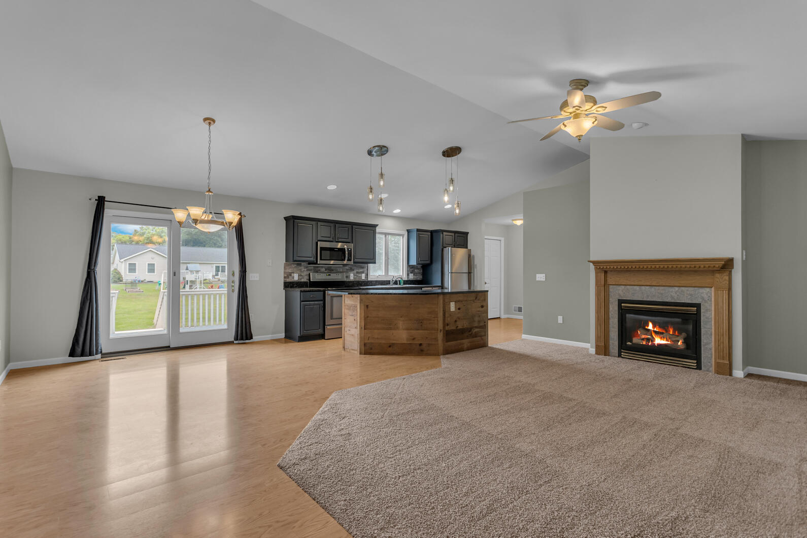 1615 Bunting Road Jackson, MI 49201 - Photo 4 of 45 0N0A8788