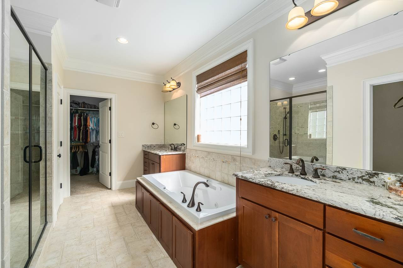 2310 Finley Ridge Lane Raleigh, NC 27615 - Photo 17 of 29 Master Bath/Spa