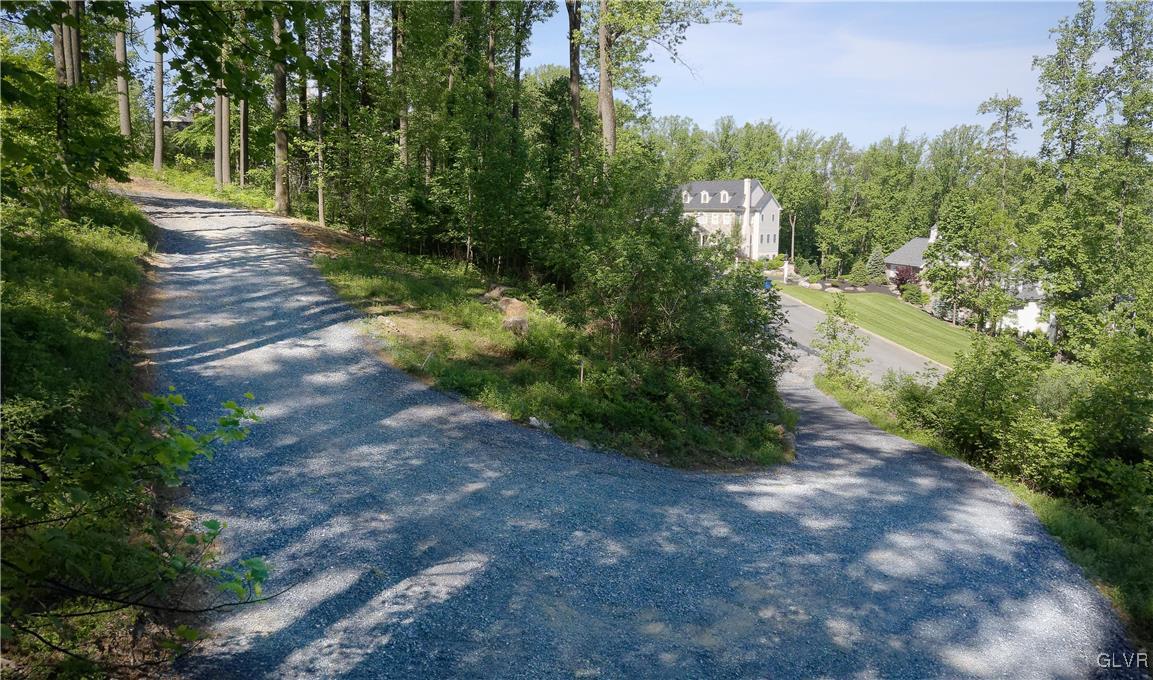 5325 Saucon Ridge Road Coopersburg, PA 18036 - Photo 3 of 10 Gallery Image 3