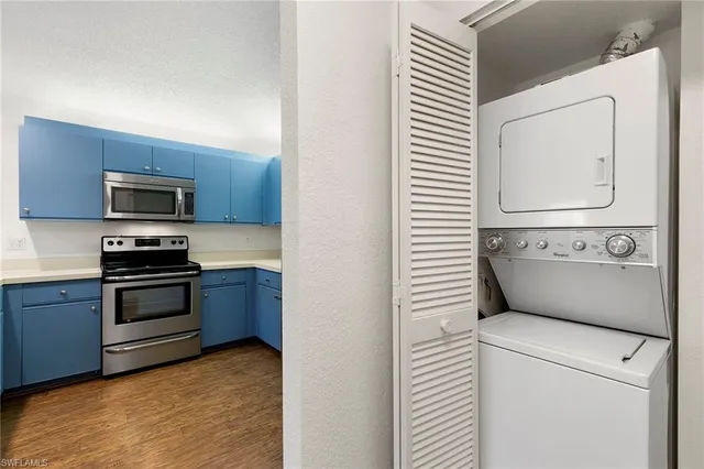 $275,000 | 55 Emerald Woods Drive, Unit C4, Naples, FL 34108